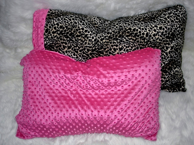 Hot-Pink-and-Leopard-Pillow-Cover